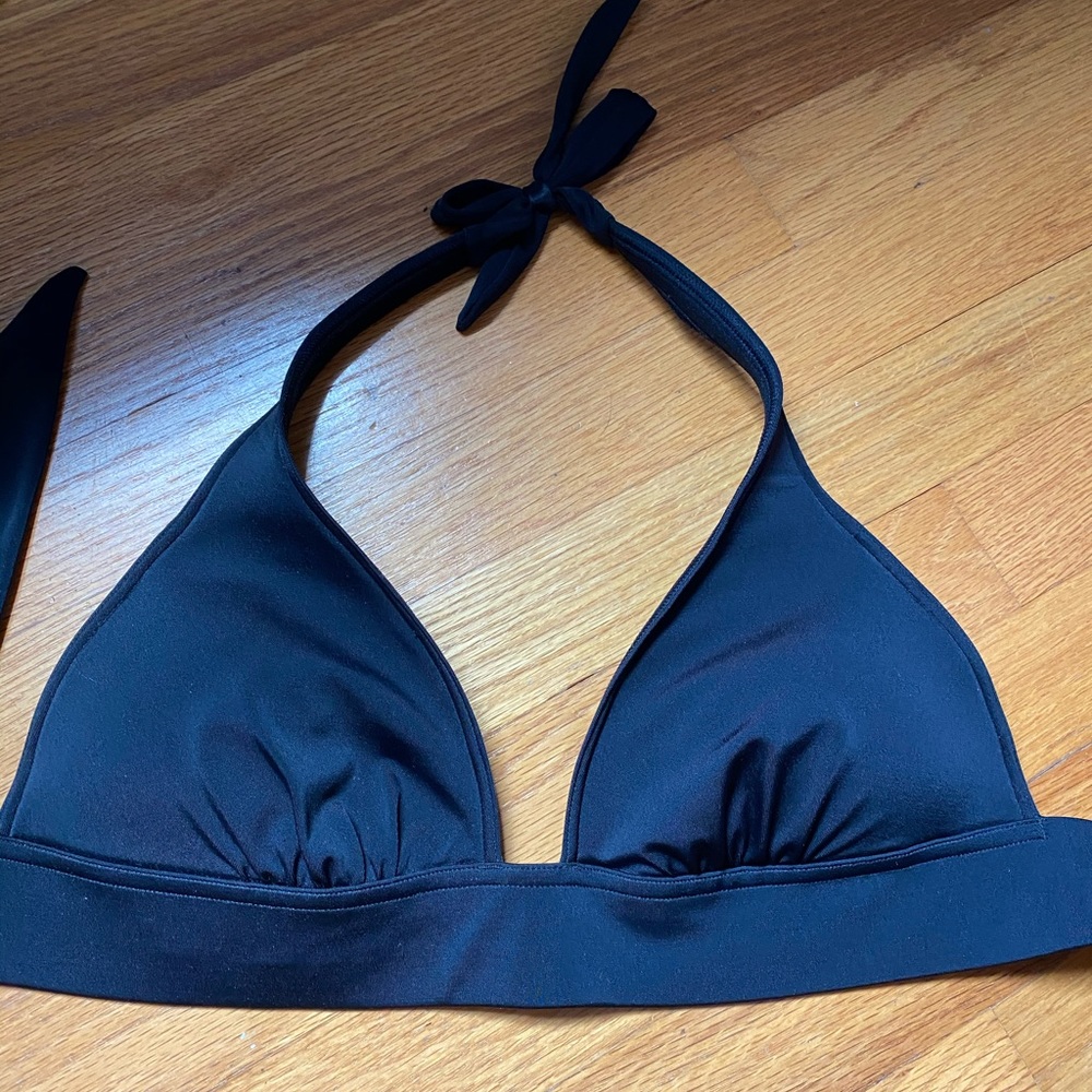 Victoria’s Secret black halter bikini top with cup